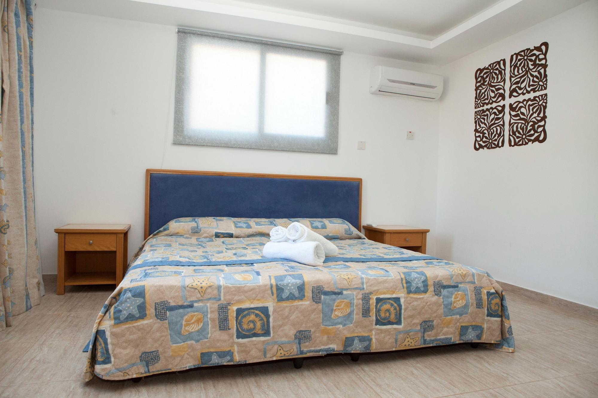 Alecos Hotel Apartments Paphos Bagian luar foto