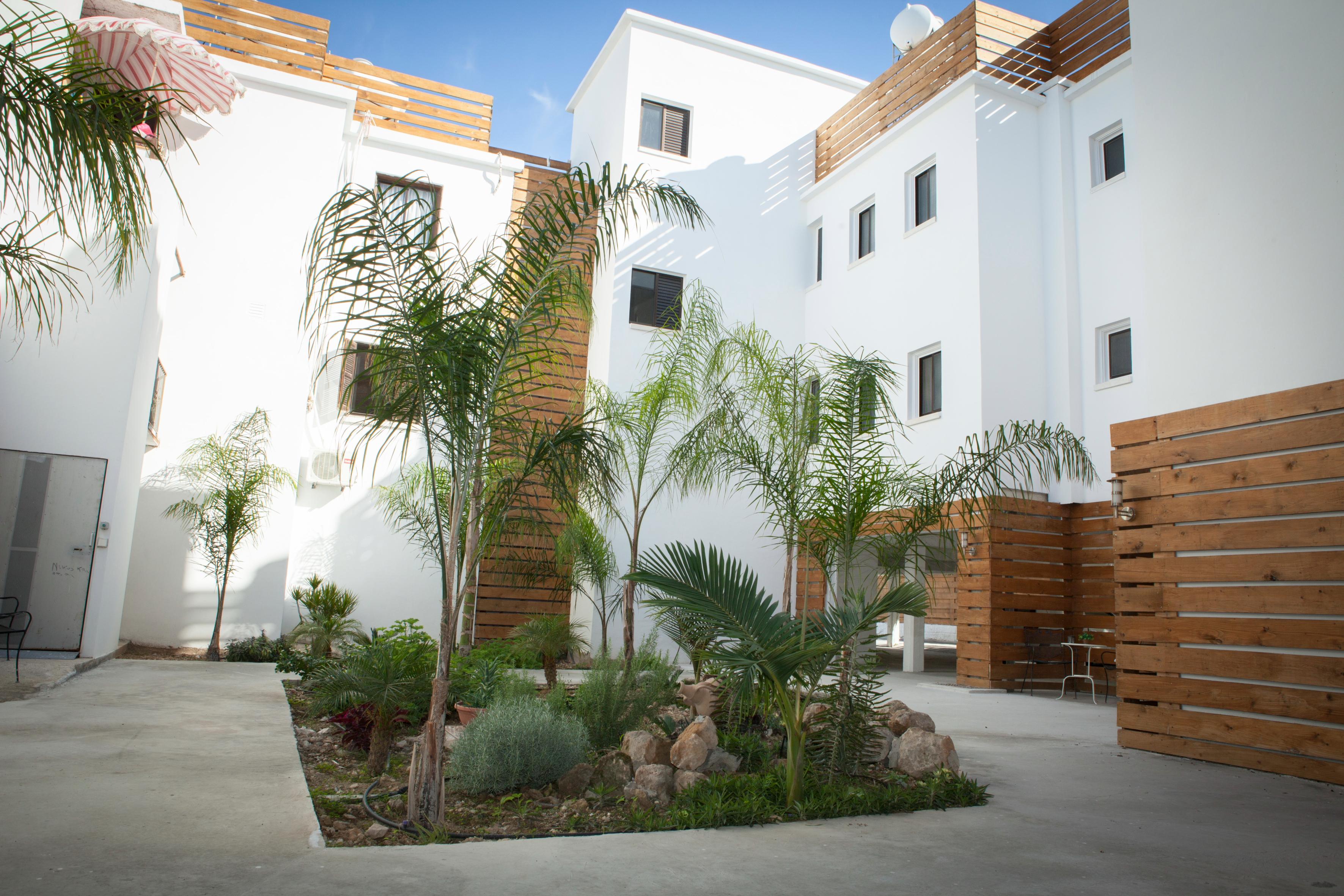 Alecos Hotel Apartments Paphos Bagian luar foto