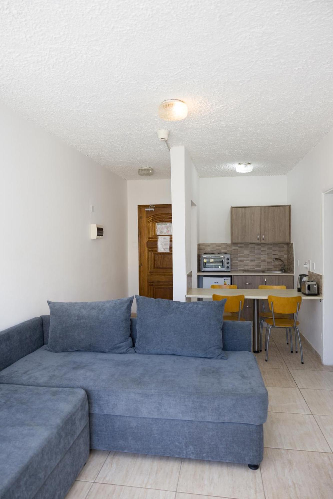 Alecos Hotel Apartments Paphos Bagian luar foto